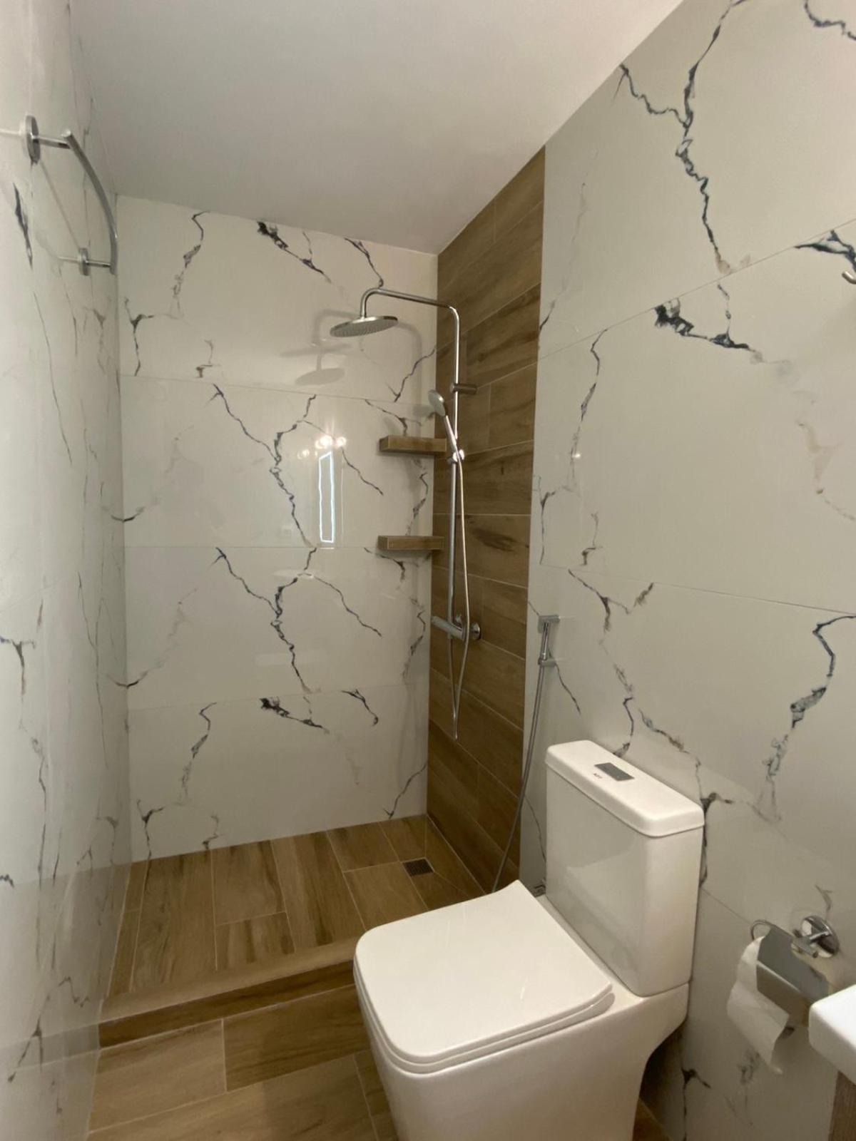 Rentrooms Geni Ksamil Ngoại thất bức ảnh