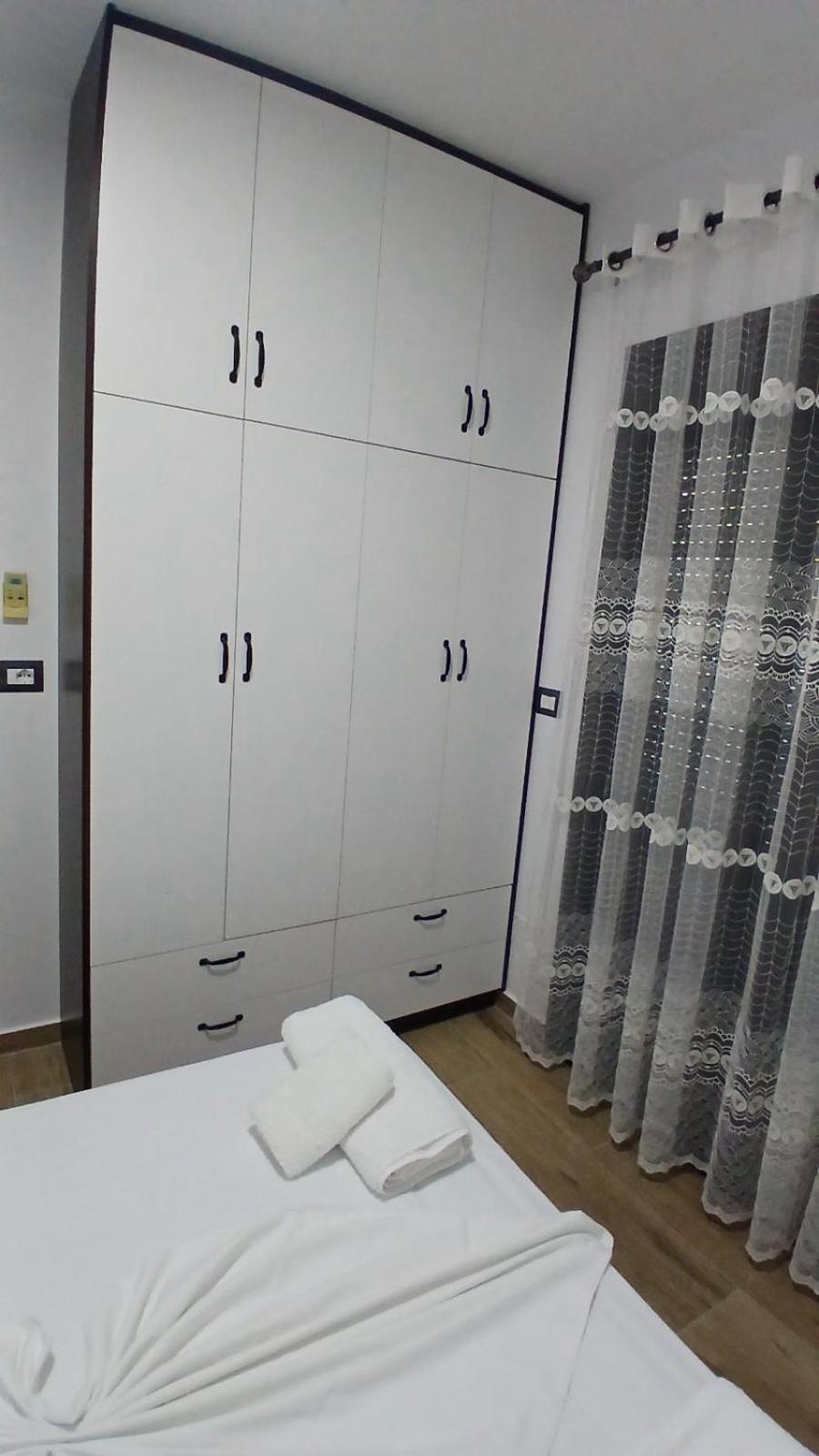 Rentrooms Geni Ksamil Ngoại thất bức ảnh